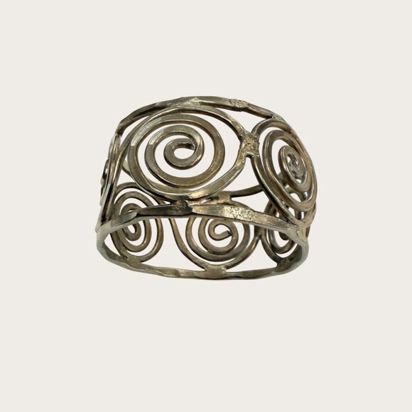 Set Of 20 Vintage 1990s Silver Tone Spiral Swirl Design Metal Napkin Rings - Picture 4 of 6